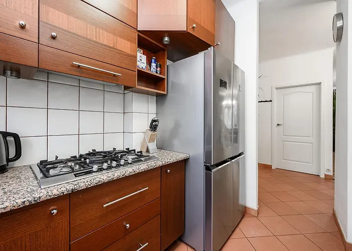 Apartment Lumina 3 Near Lazienki Krolewskie Warsaw